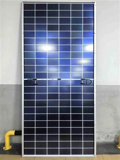 720W N-แผงโซลาร์เซลล์สองหน้าชนิด 132 เซลล์